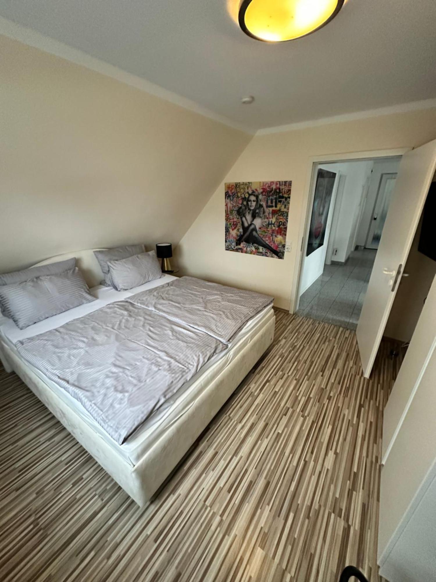 Zwei Ferienwohnungen Anker Max 5 Personen & Leuchtturm Max 4 Personen, Direkt In Steinhude Scheunenviertel, Balkon, Wlan , Privater Parkplatz, Wallbox 外观 照片